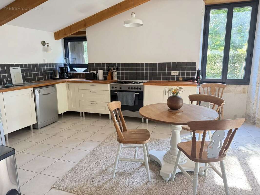 Propriété avec 1 ou 2 gites et piscine - photo 11