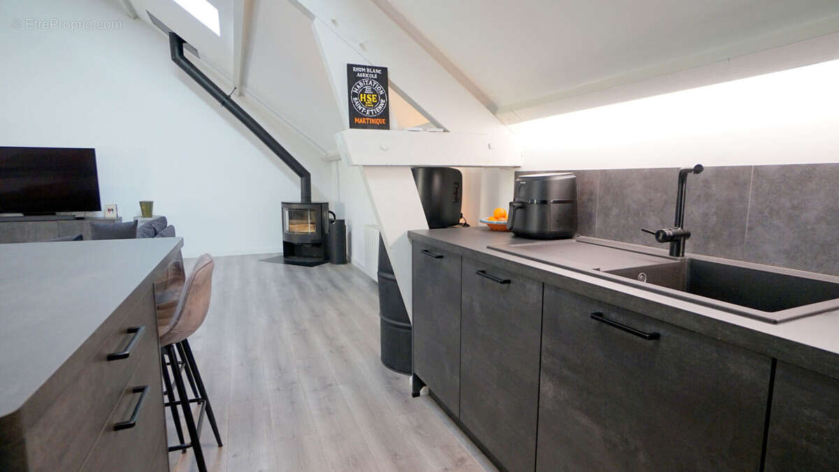 Maison à MEZY-SUR-SEINE