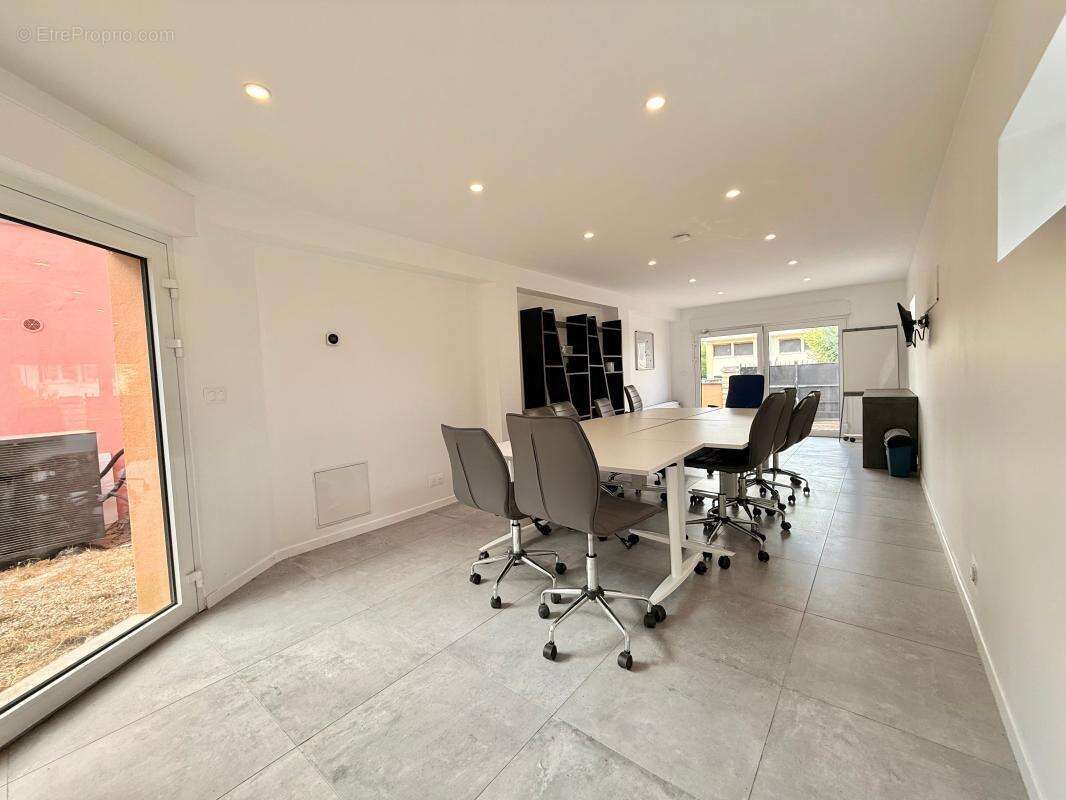 Maison familiale 7 chambres – Dépendance de 33 m² – Jardin clos - photo 14