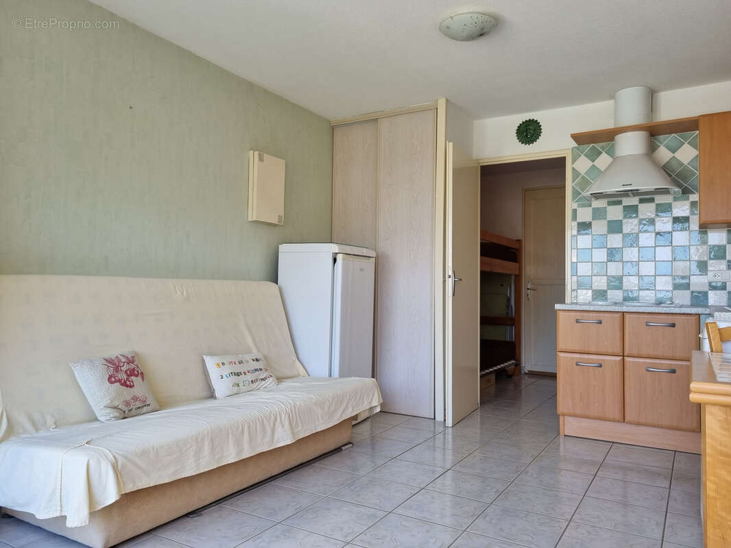 A vendre - gruissan - charmant studio coin cabine - 4 couchages - piscine - belle vue - photo 6
