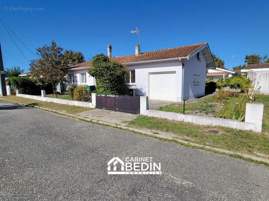 Maison 115 m² à Ares  - photo 2
