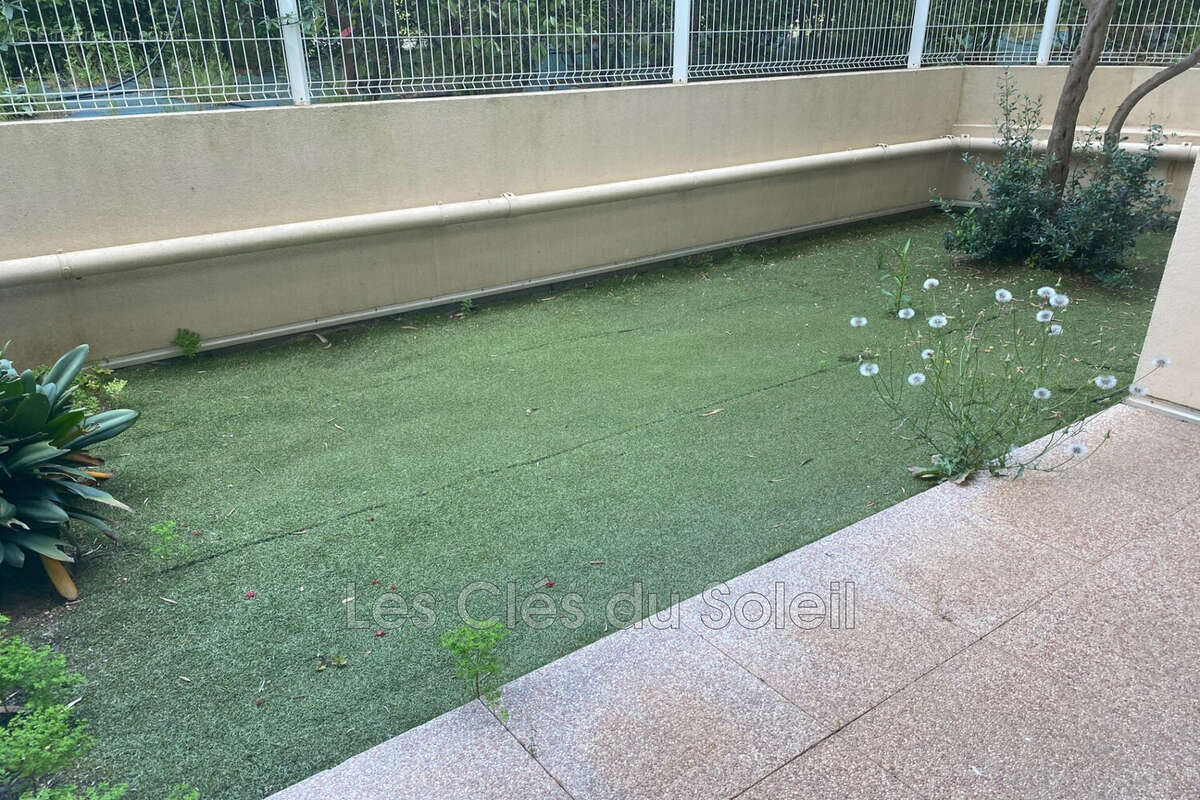 Appartement à HYERES