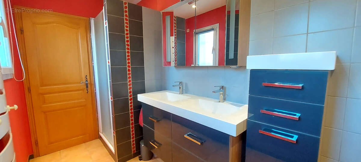 Maison à LORGUES
