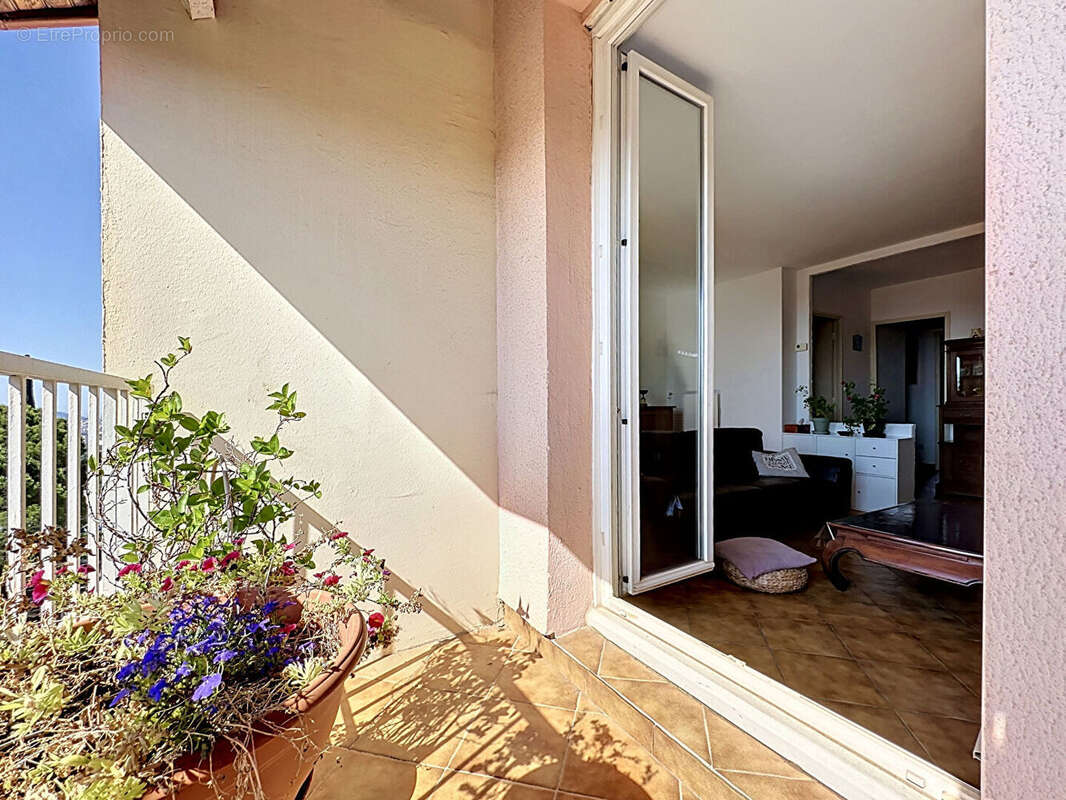 Appartement à MARSEILLE-14E