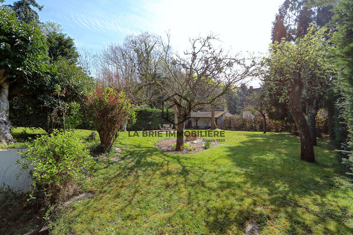 Maison à MAROLLES-EN-BRIE