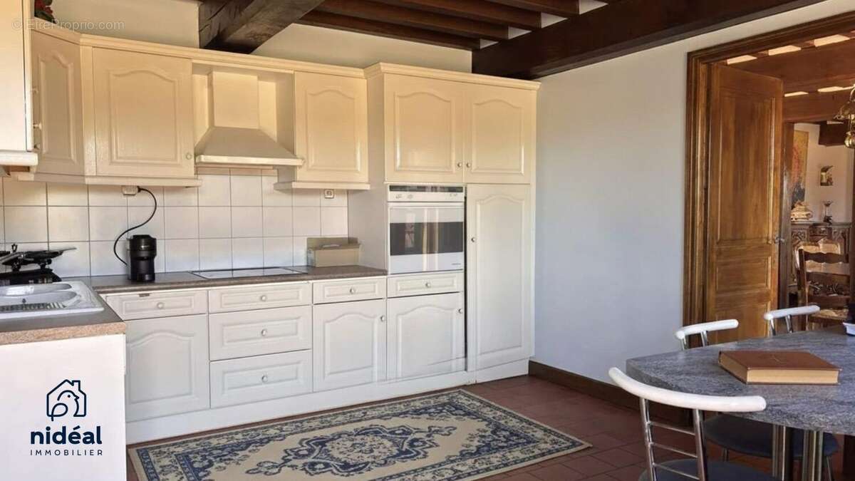 Maison à AUTHEUIL-AUTHOUILLET