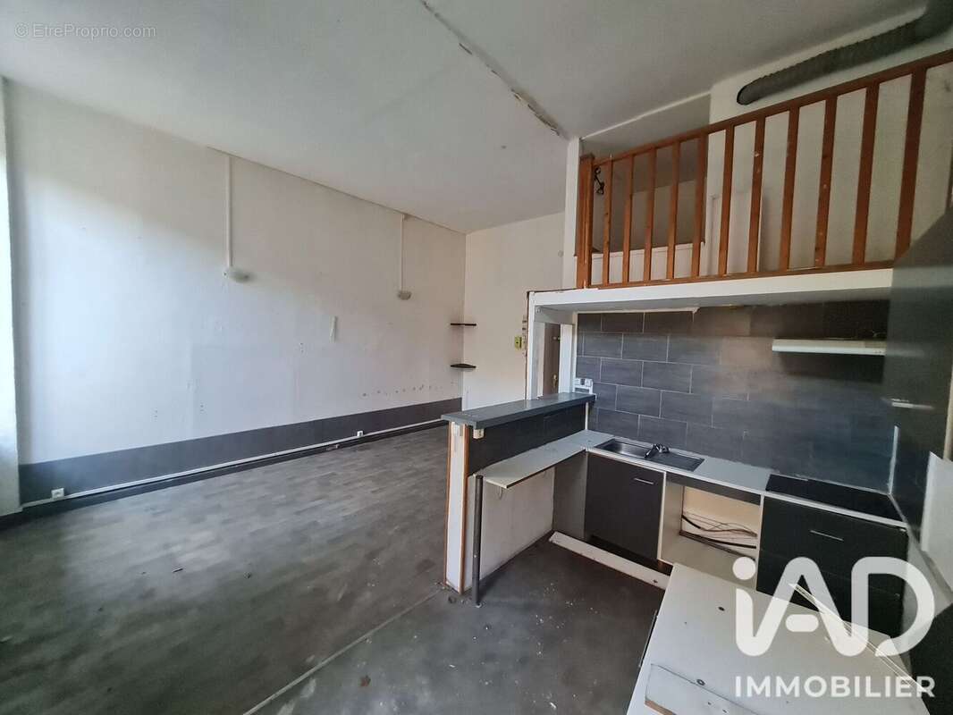 Appartement 400 m² à Armentieres  - photo 8