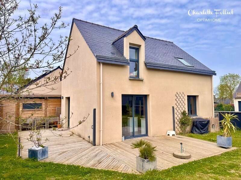 Maison à LE MINIHIC-SUR-RANCE