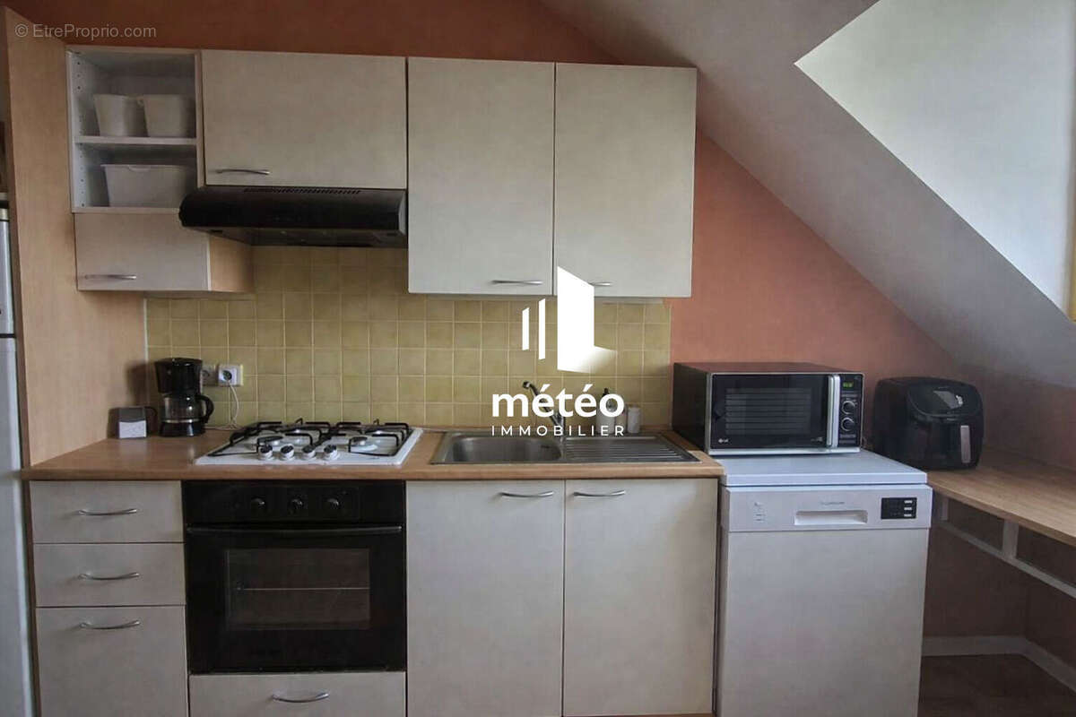 Appartement à LES MAGNILS-REIGNIERS
