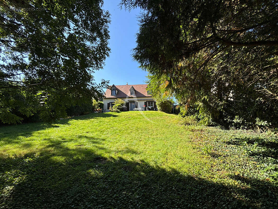 Maison à DAMMARTIN-EN-GOELE