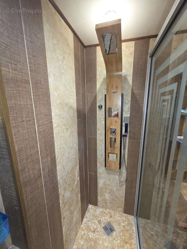 Appartement à VILLENEUVE-LOUBET