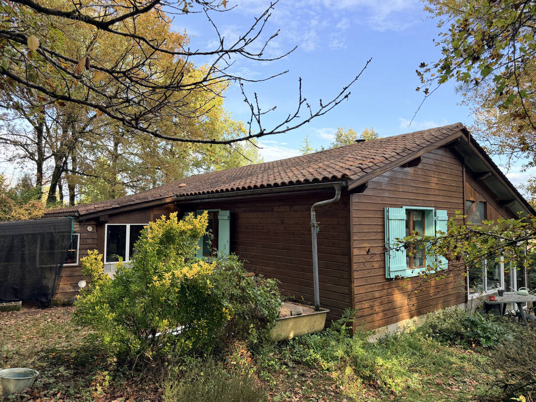 Maison à CORNILLE