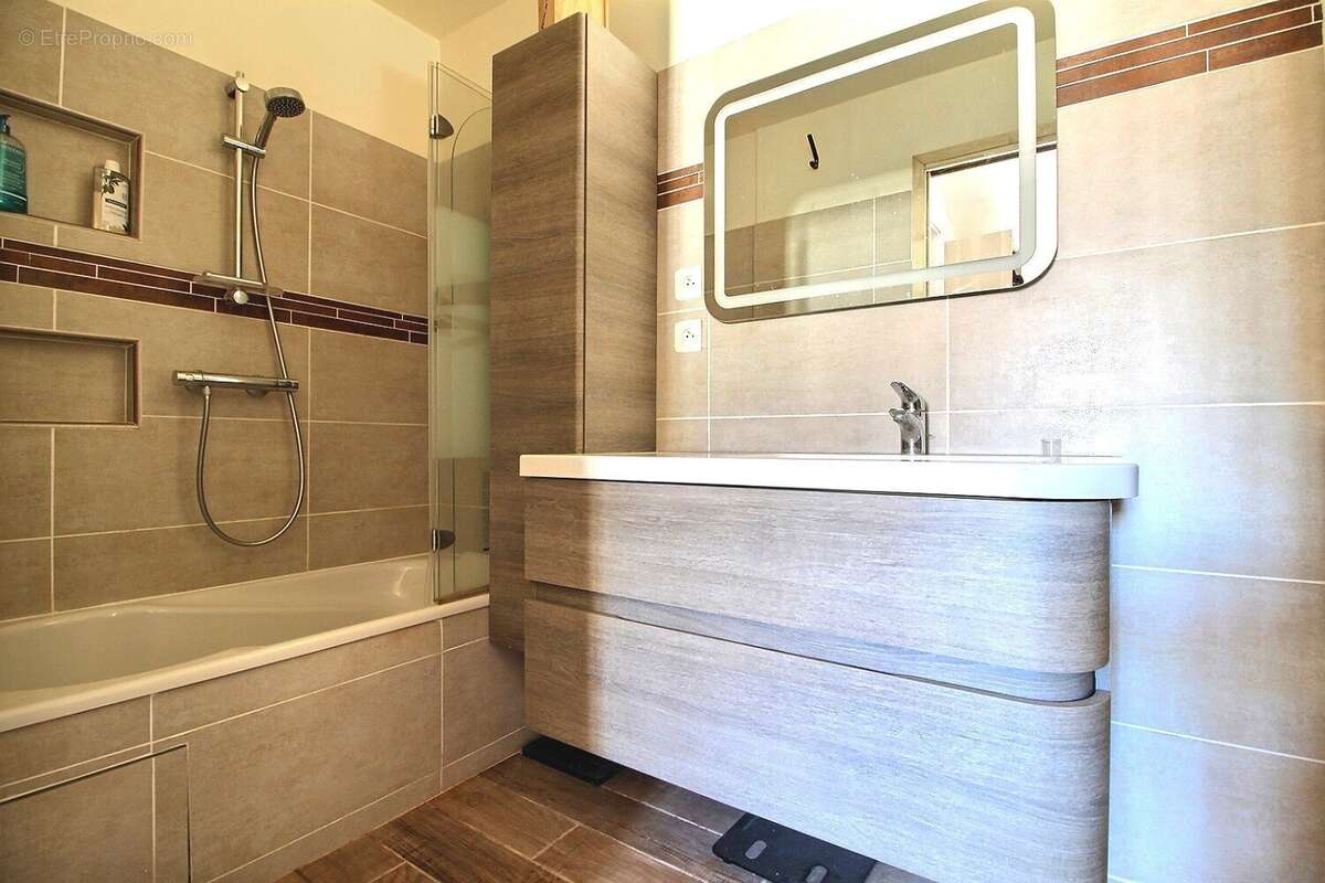 À VENDRE  Maison T4 Rénovée - photo 9