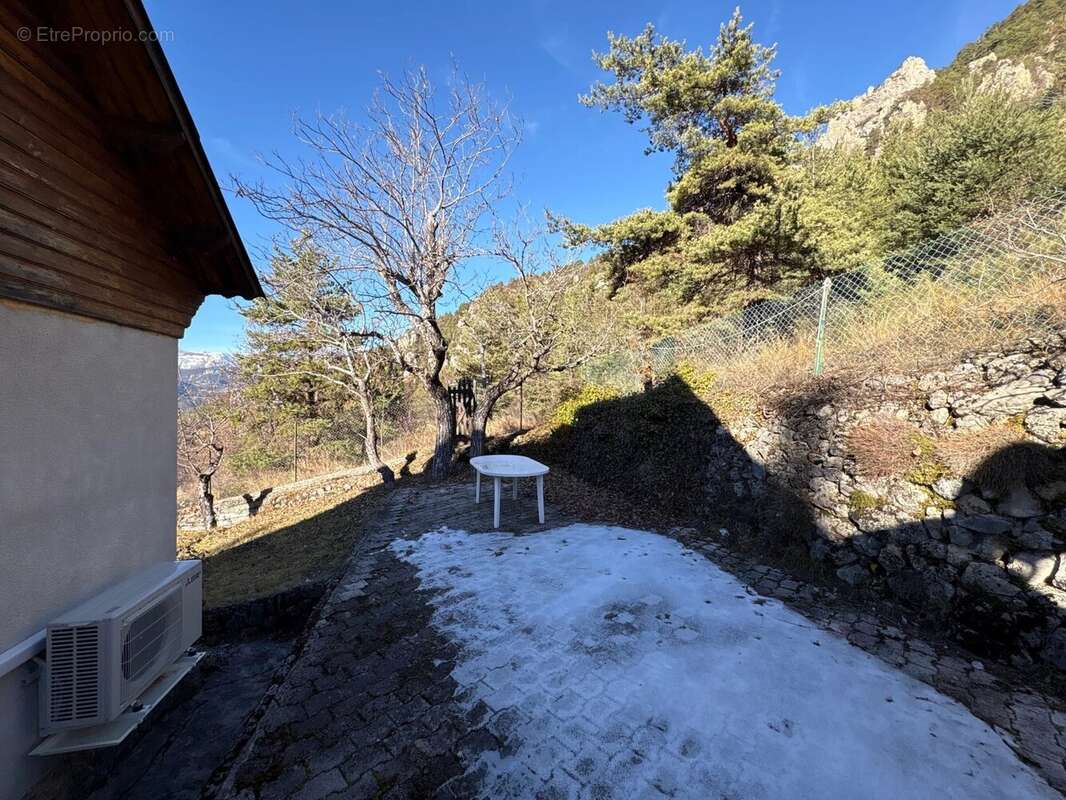 Maison à GUILLAUMES