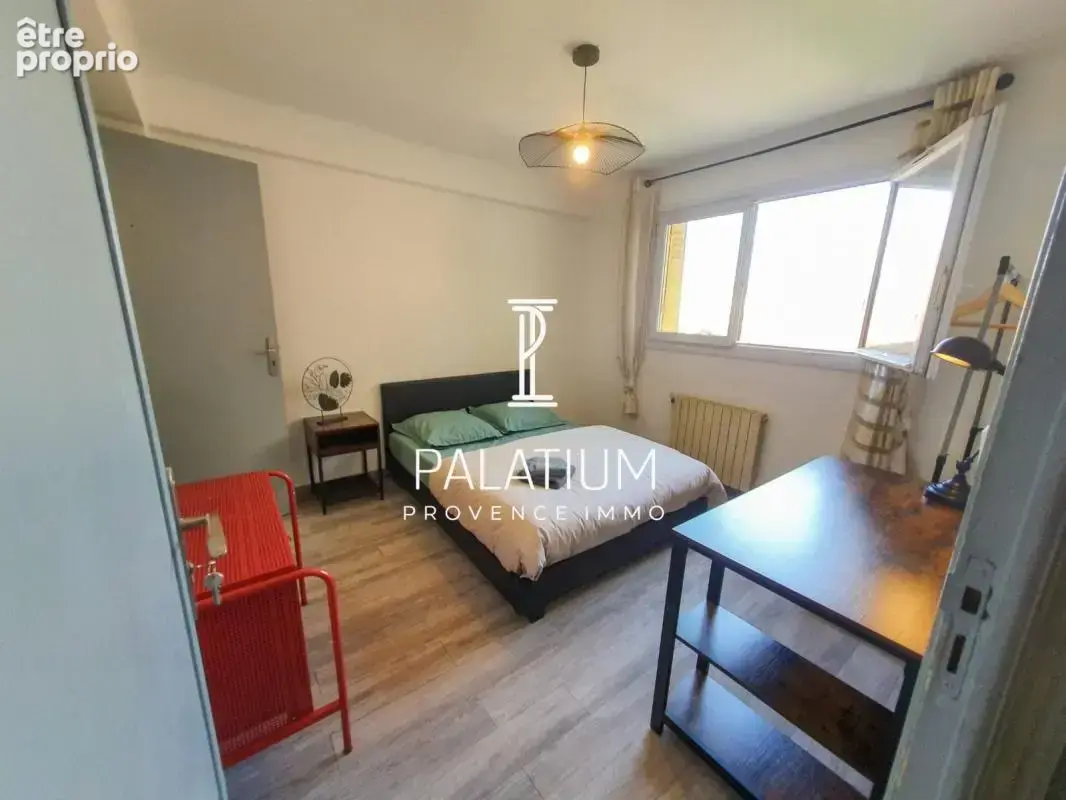 Appartement T5 rénové de 82 m² – Marseille 3e, idéal investissement - photo 6