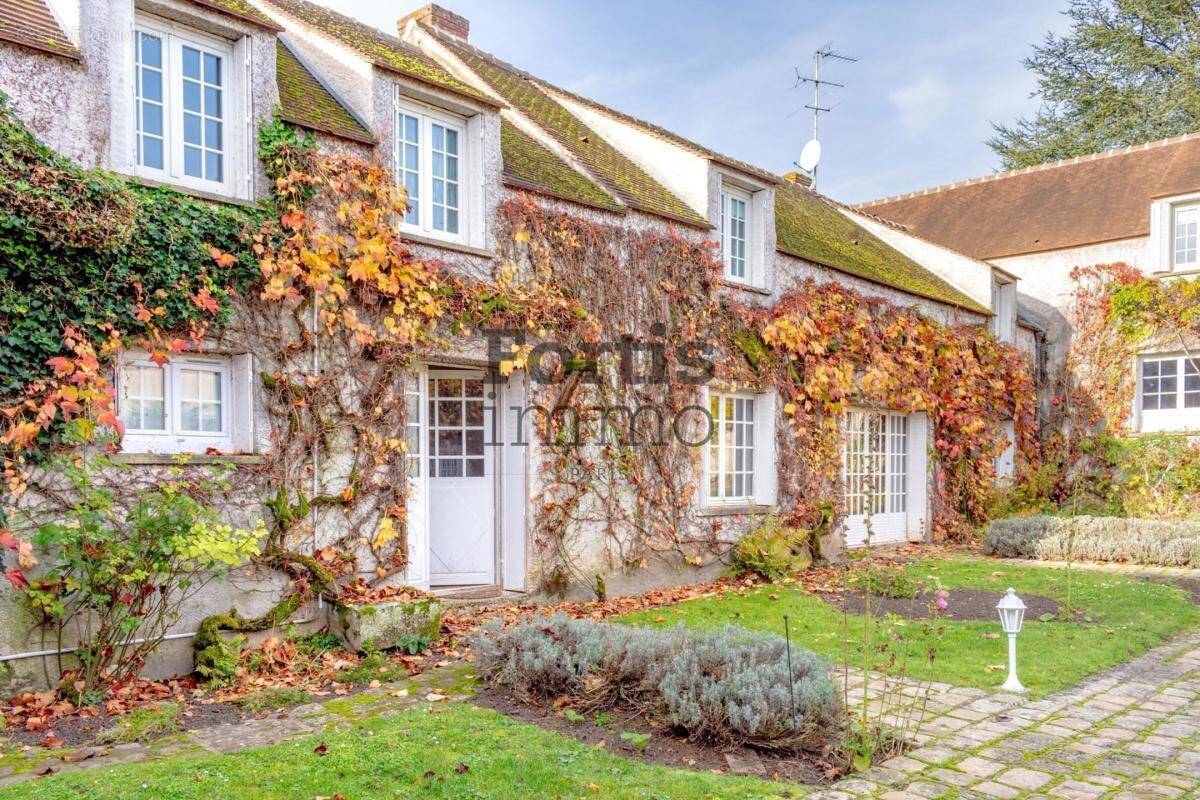 Maison à SAINT-GERMAIN-SUR-ECOLE