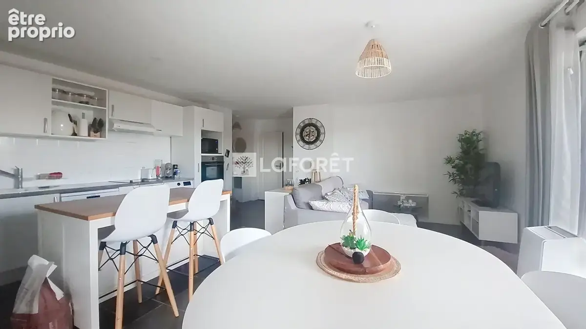 Appartement T2 situé dans petite copropriété récente - photo 2