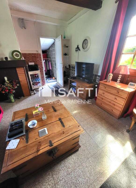 Photo 4