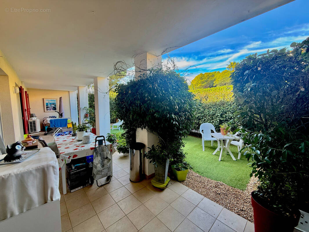 Appartement à FREJUS