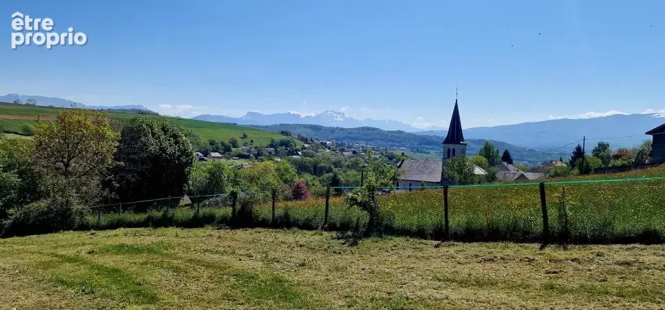 Photo Terrain à Vaulx au prix de 249 000€