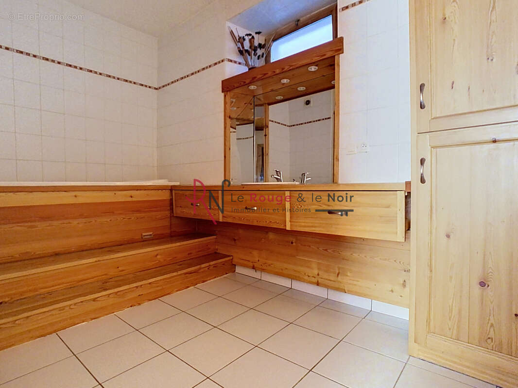 Appartement à SAINT-PIERRE-D'ALBIGNY