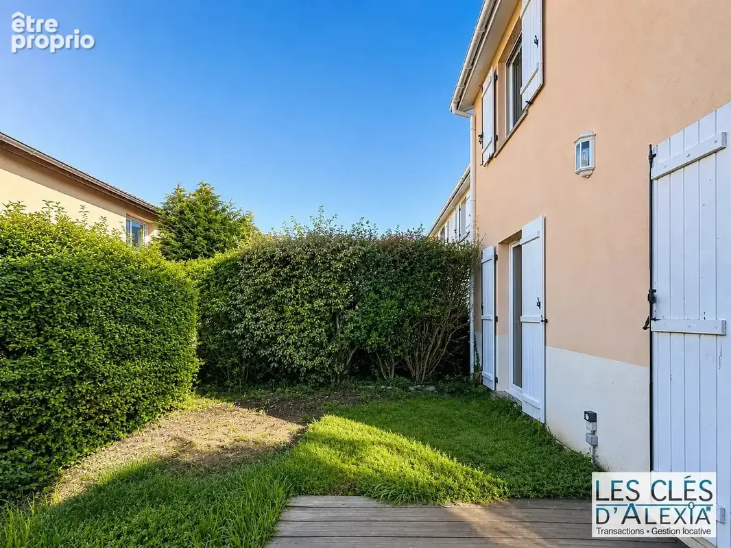 Laissez-vous séduire par cette charmante maison familiale, lumineuse et parfaitement entretenue ! - photo 13
