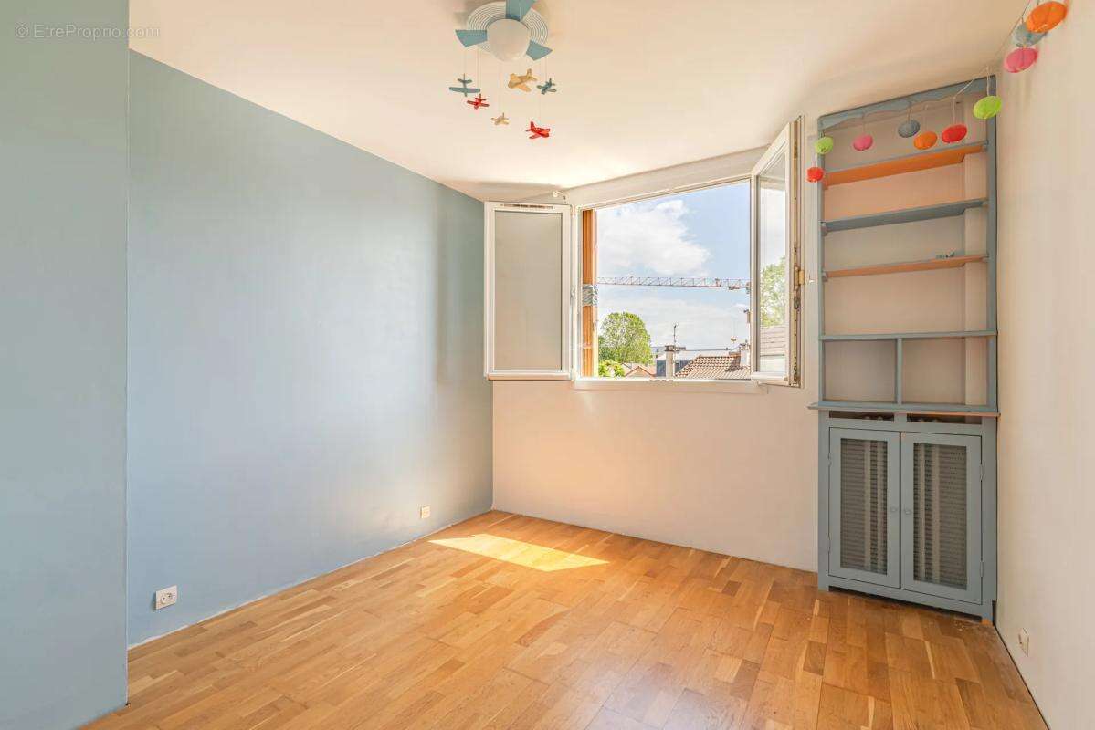 Appartement à COLOMBES