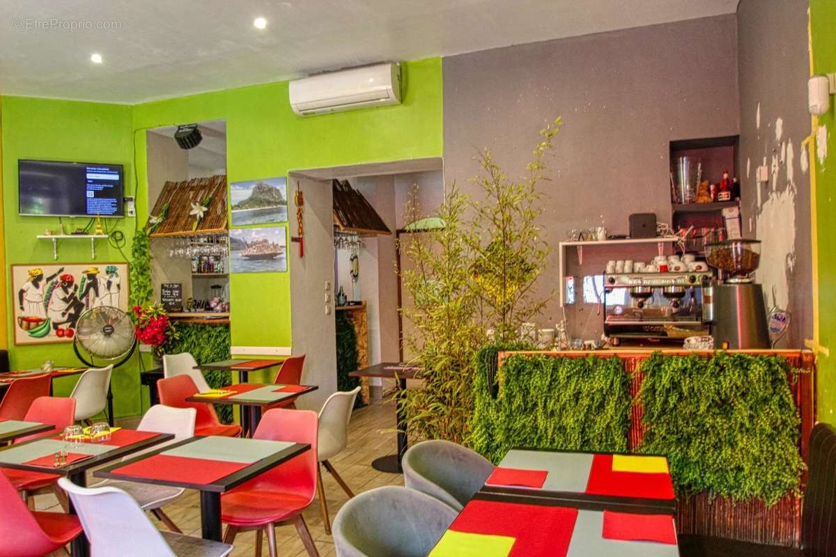 Commerce à BEAUSOLEIL