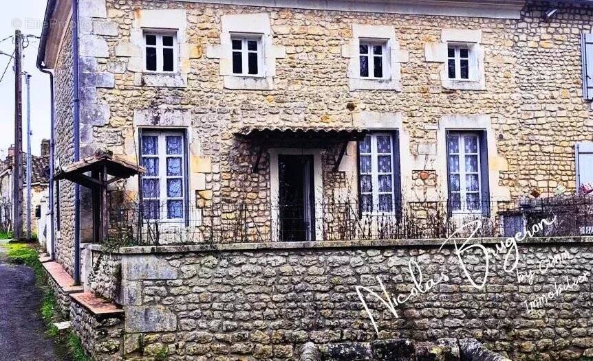 Maison à PLASSAC