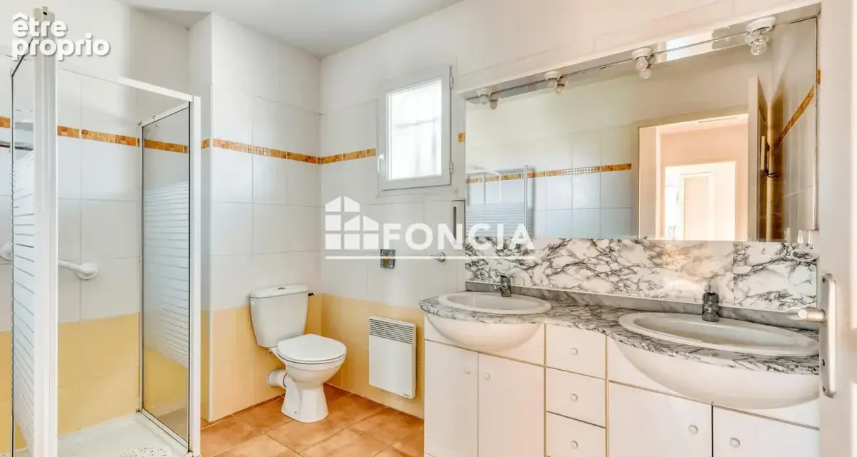 NARBONNE PLAGE — Maison 3 chambres de 88 m² avec jardin, 3 terrasses et garage dans résidence sécurisée - photo 12