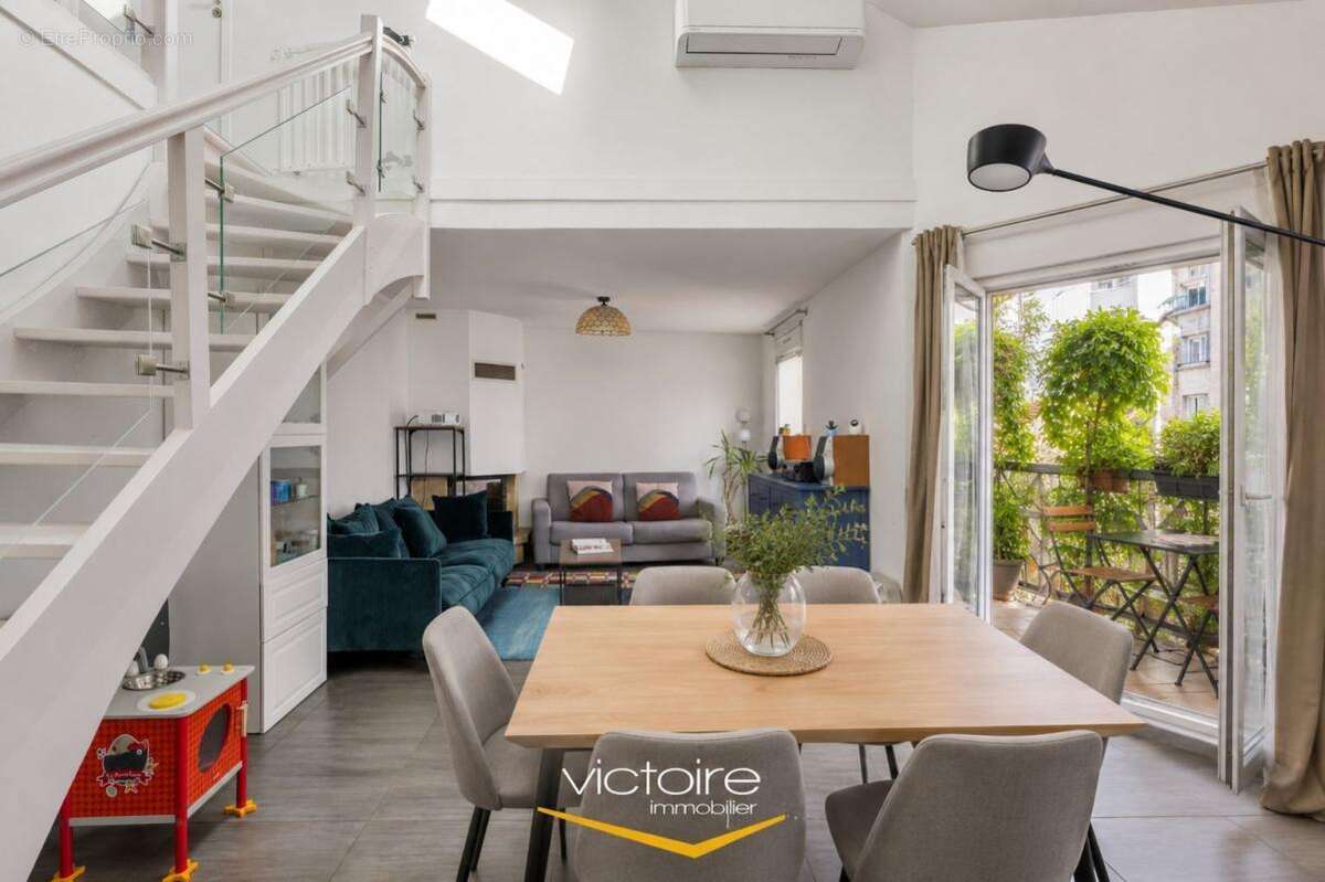 Lyon 3ème Montchat - Grange Blanche, Magnifique T3 Bis familial en Duplex avec balcons - photo 6
