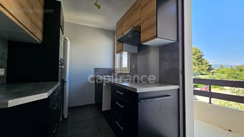Appartement à LA LONDE-LES-MAURES
