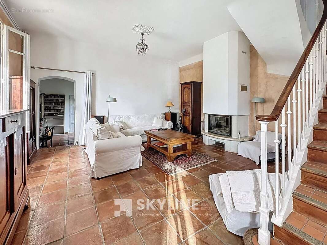 Maison à MARSEILLE-10E