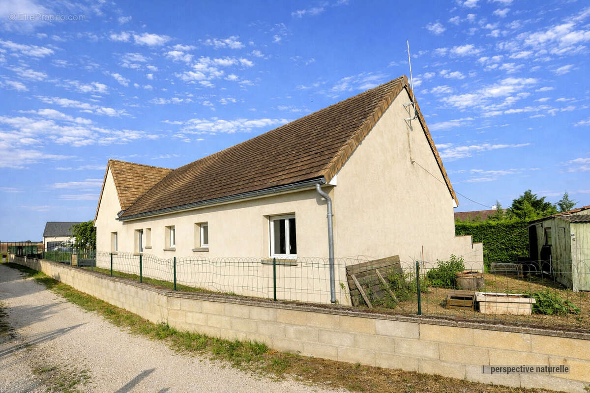 Maison 140 m² à Meursanges  - photo 2