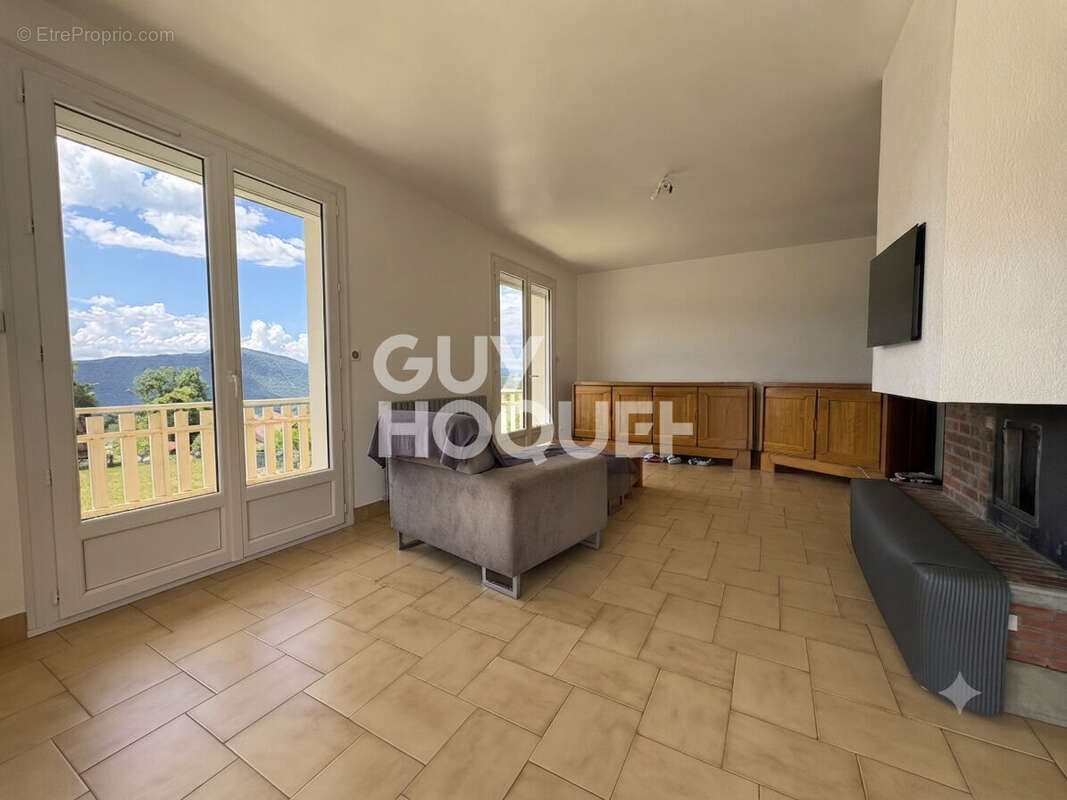 Maison familiale de 184 m² avec terrain de 1 800 m², vue dégagée et fort potentiel ? Grésy-sur-Aix - photo 5
