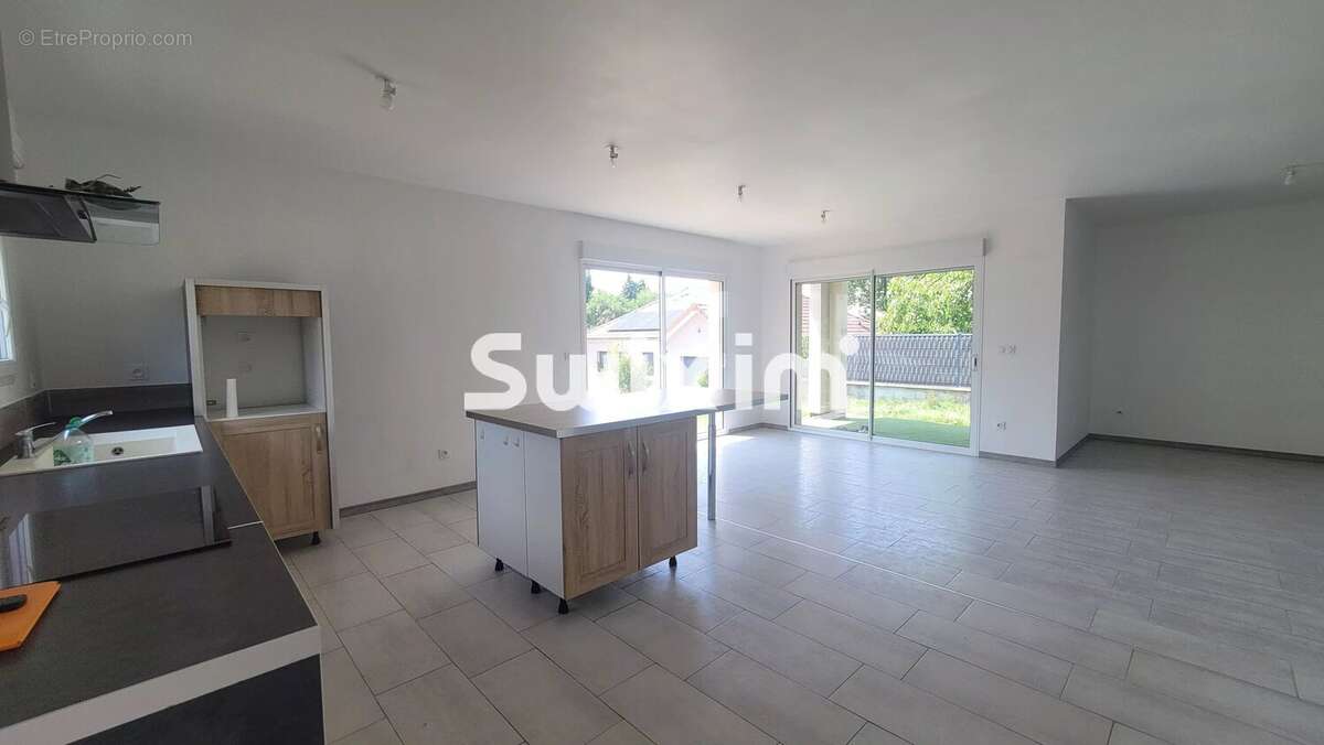 Maison 117 m² à Lons-Le-Saunier  - photo 15
