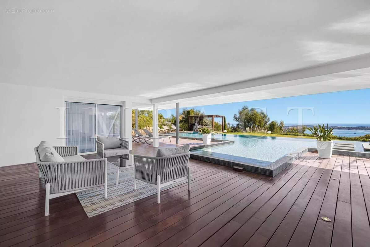 Maison à CANNES