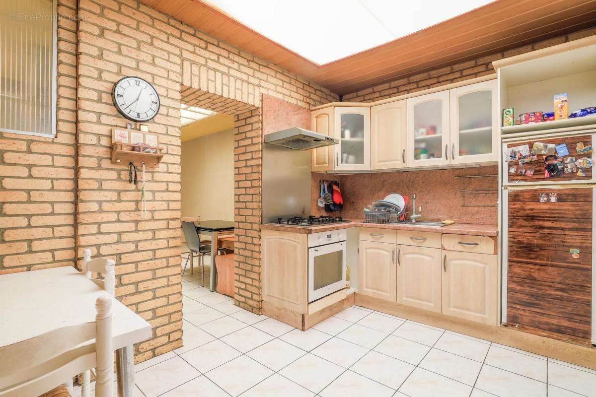 Maison 6 pièces - 130 m² - 4 ch - Denain centre - photo 3