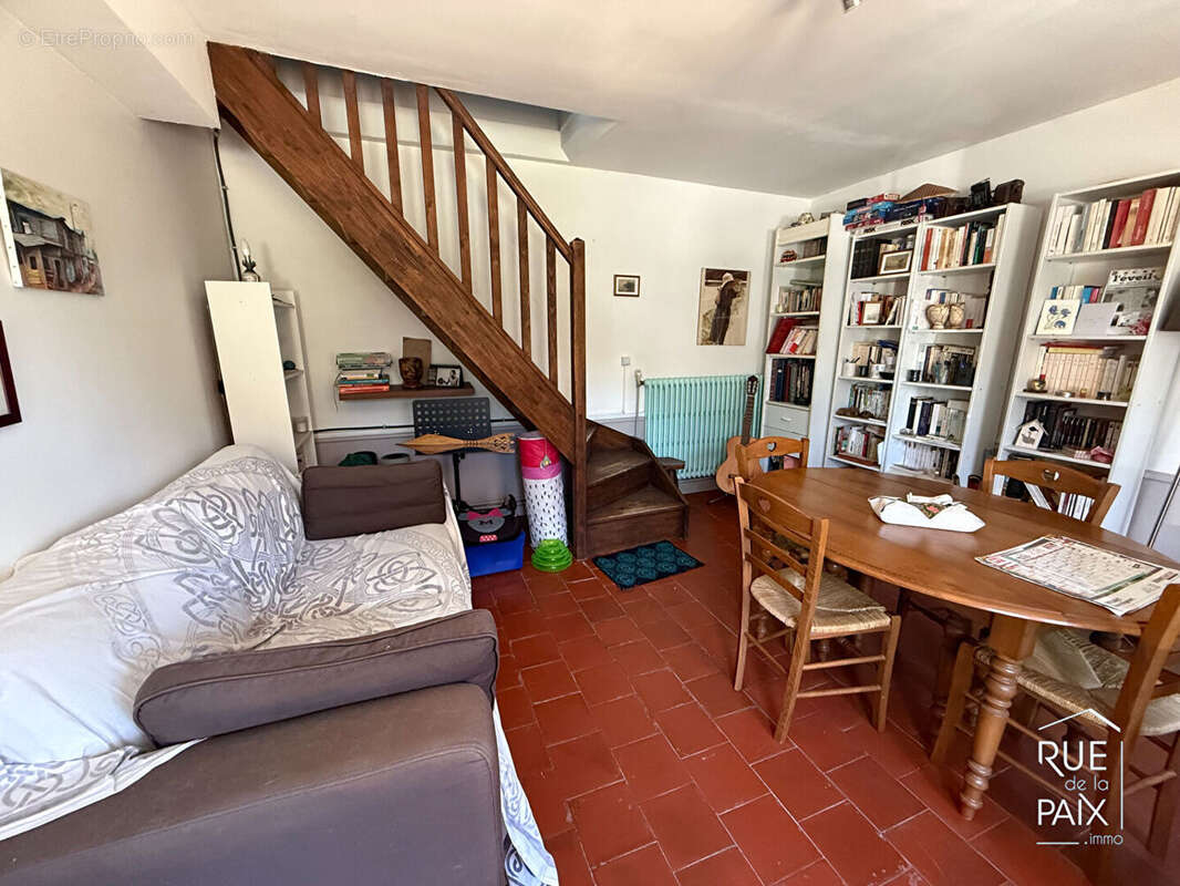 Ensemble immobilier Dangé-Saint-Romain  223m2 - photo 4