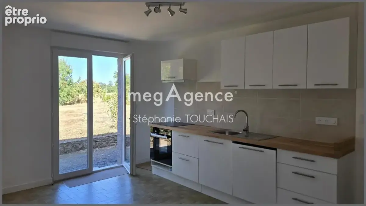 Maison en pierre 80 m², 5 pièces sur 2110 m² de terrain - photo 2