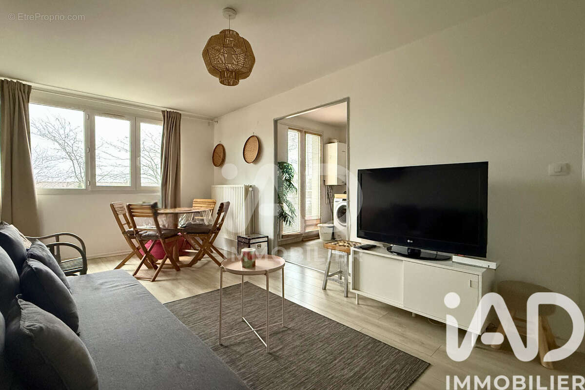 Photo 2 - Appartement à GUYANCOURT