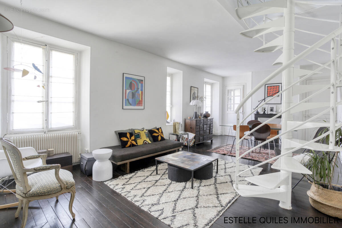 Versailles Notre-Dame appartement duplex de charme 3 pièces - photo 3