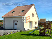 Maison à LANDRES