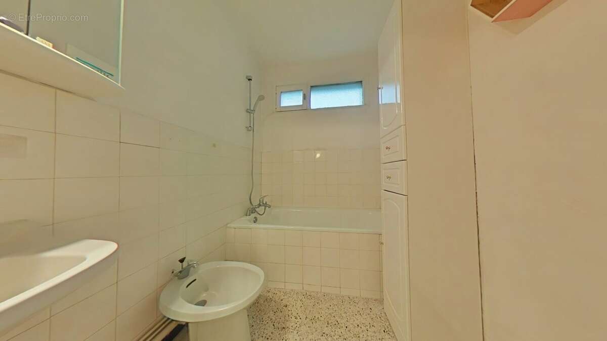 salle de bain - Appartement à VILLARS