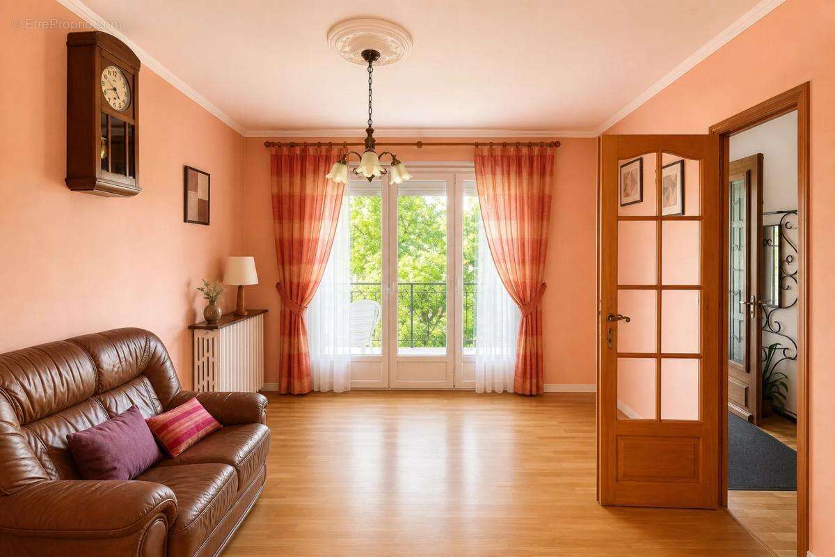 Belle maison familiale a 5 min du centre et 2 min des commodites - photo 2