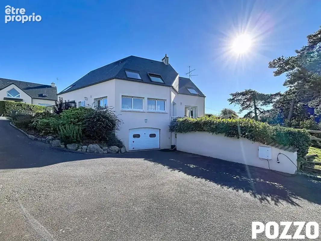 DONVILLE LES BAINS - Superbe maison de 182m² - Vue mer - Sous-sol complet de 112m² - photo 18