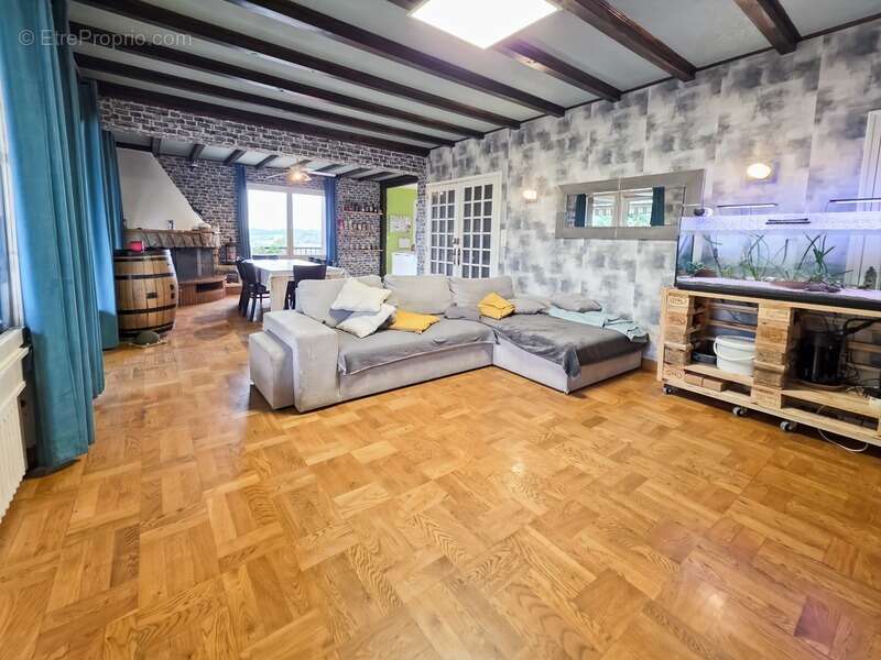 Maison à PERRIGNY