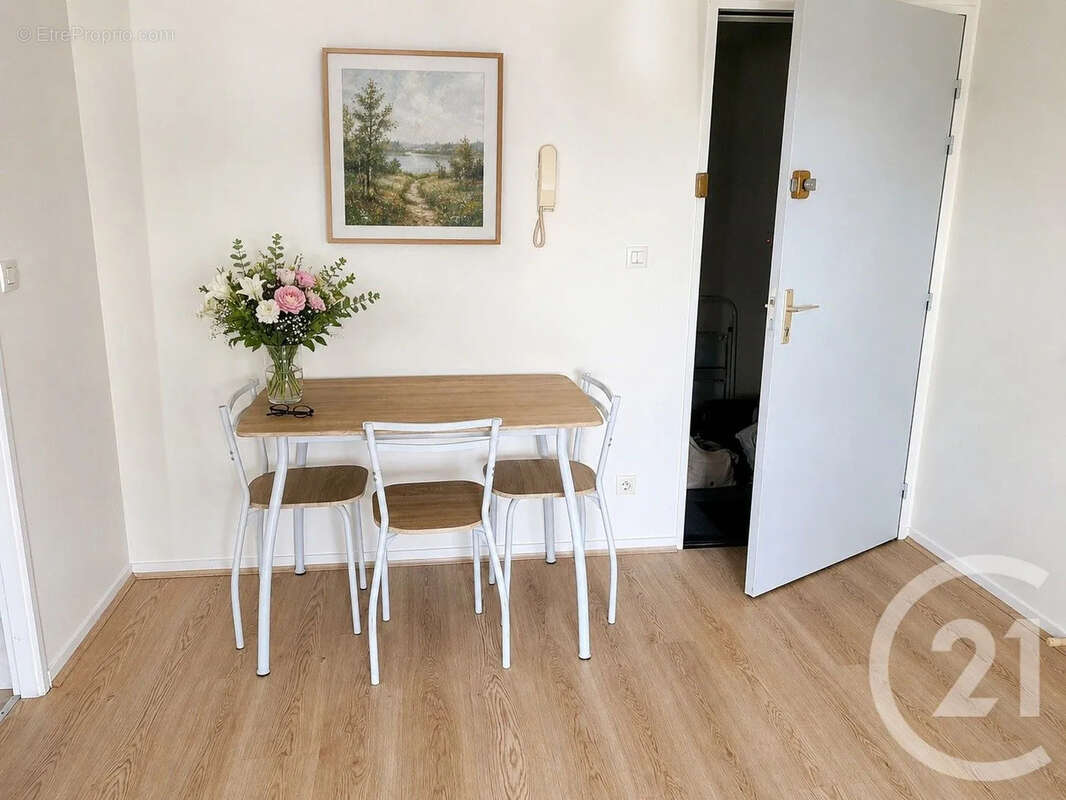 Appartement 27 m² à Auxerre  - photo 2