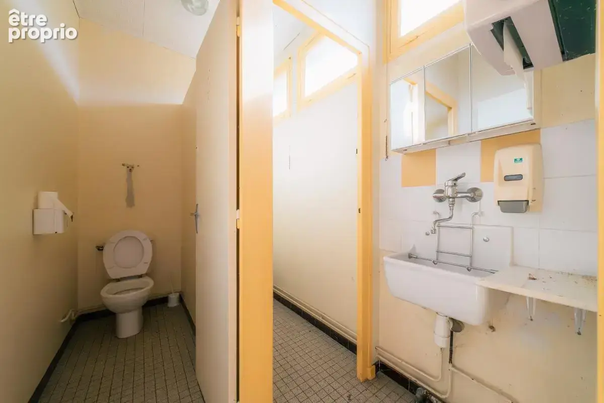 Immeuble - 181 m² - Casteljaloux (47) - photo 9
