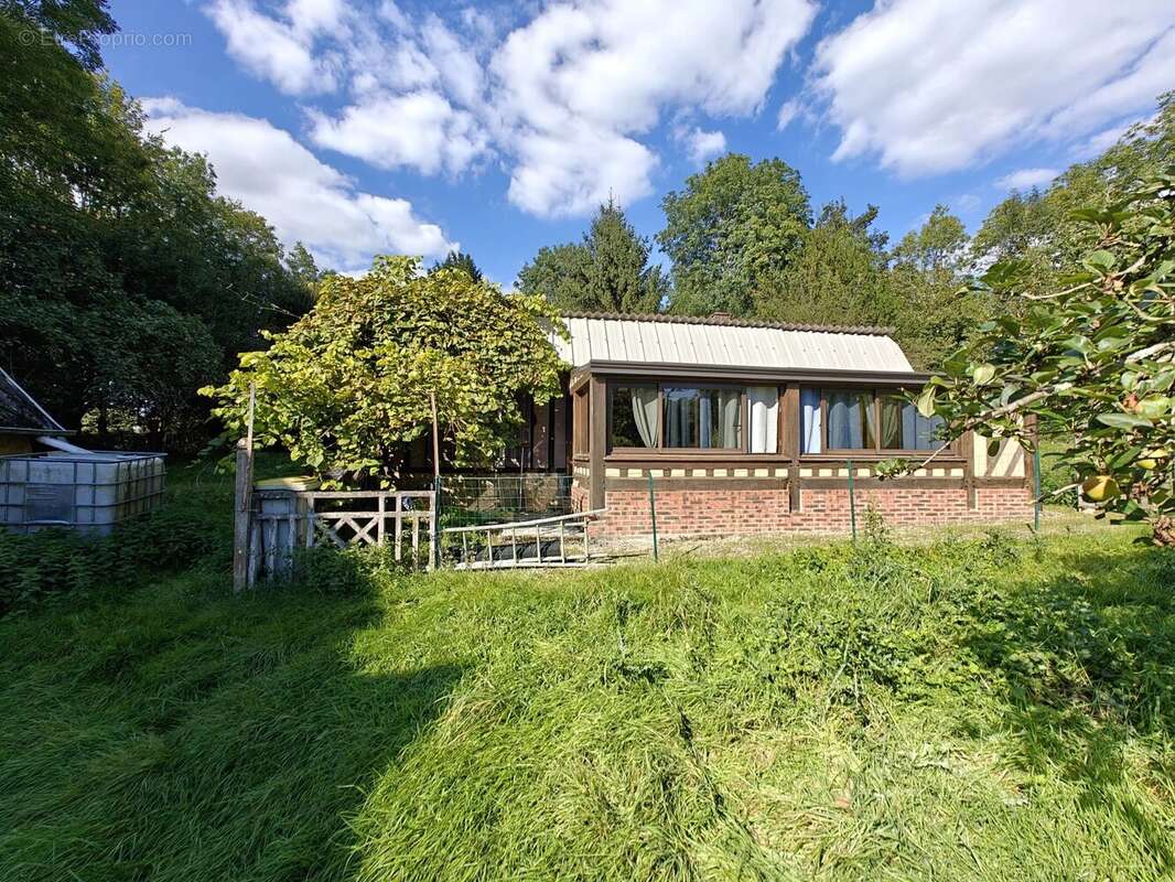 Maison à SAINT-PIERRE-DE-SALERNE